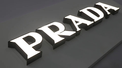 Frontlit channel letters